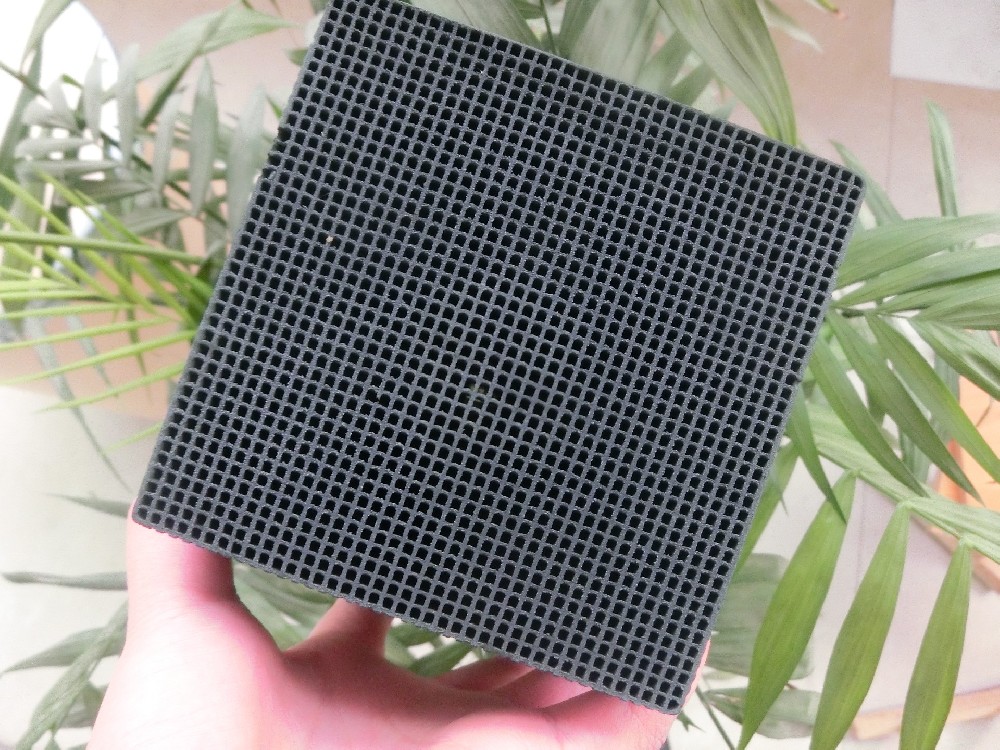 蜂窩活性炭